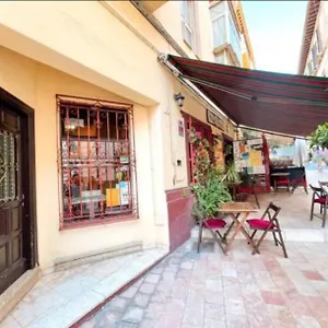  Apartamento Apartamento Céntrico Muy Luminoso, Junto Al Teatro Romano Y Con Vistas A La Alcazaba